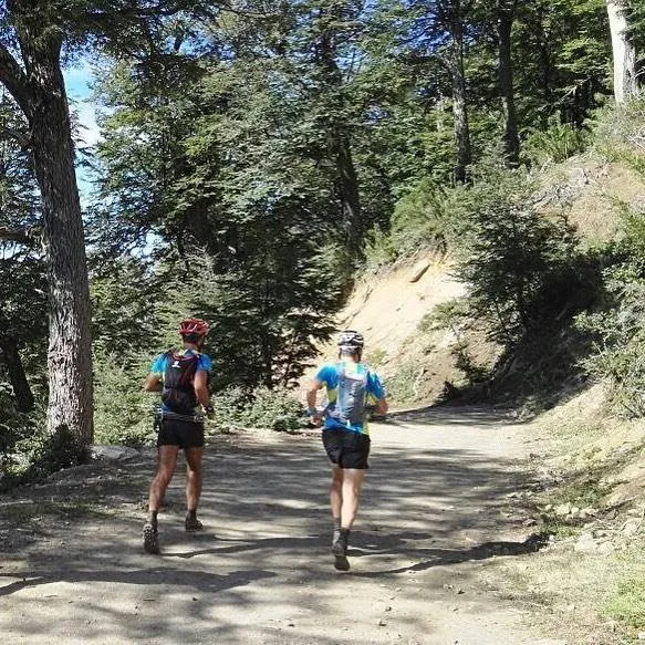 Última bajada, con el Brad Pitt de Barracas, don Volpedo. Foto: Matias Bull | TrailChile